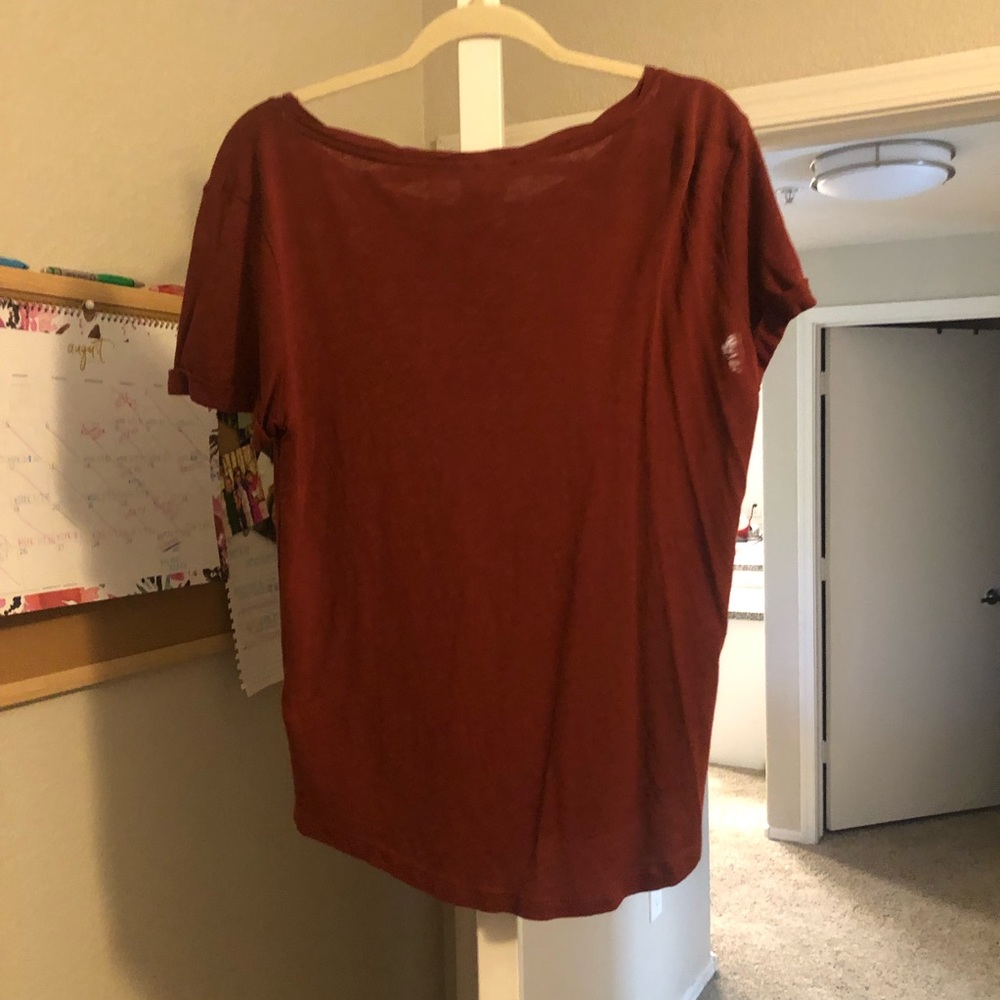 Rustic red top - Picture 2 of 3